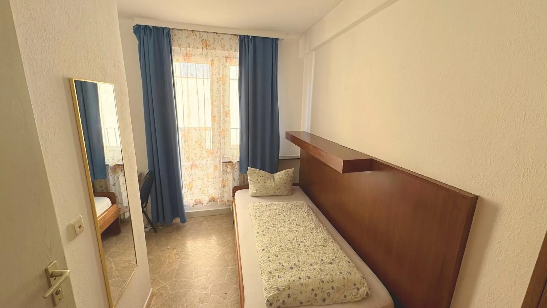 Hostel Heinzelmaennchen Cologne Hotel