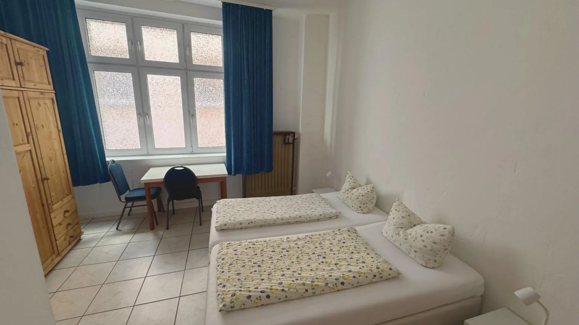 Hostel Heinzelmaennchen Cologne Germany