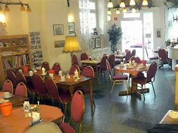 Hostel Heinzelmaennchen Cologne Hotel