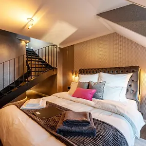 4* Hotel La Belle 10
