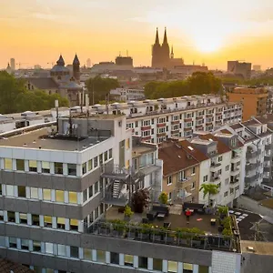 Hostel Koeln ** Keulen